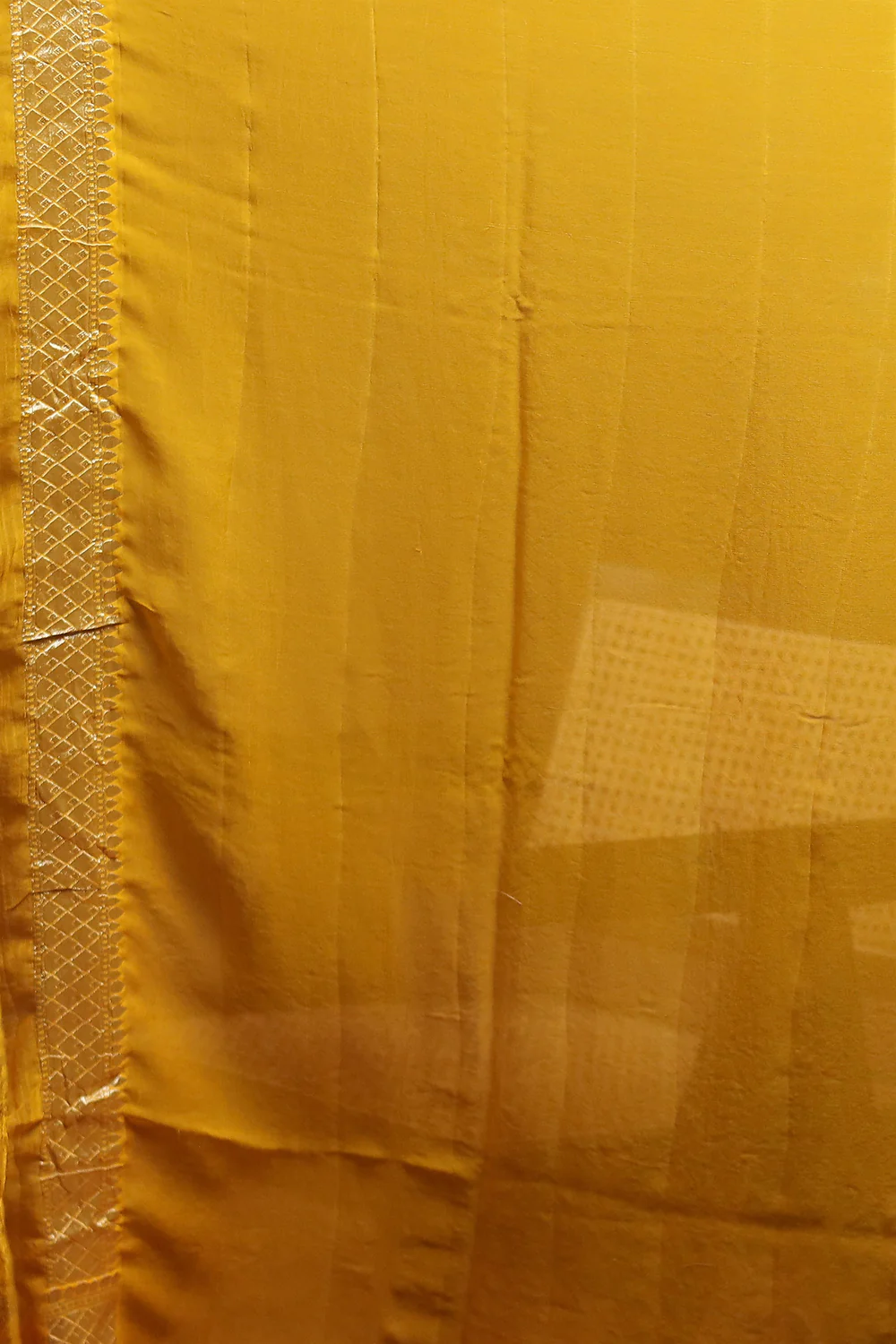product-grid-gallery-item